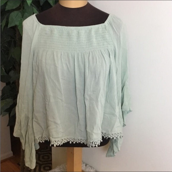 Raga blouse Womans medium bell sleeve crinkle material light green lace … - Picture 4 of 15